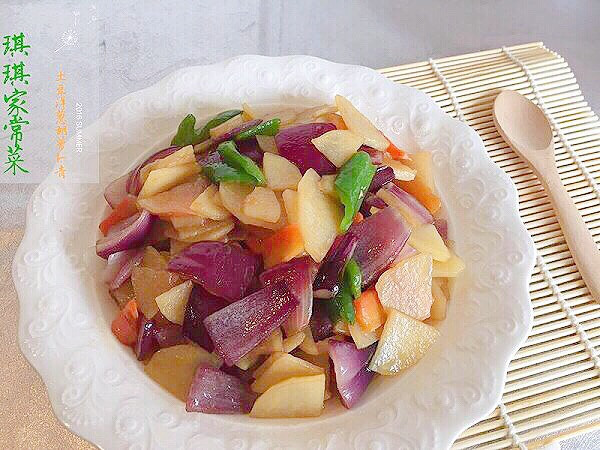 土豆洋葱胡萝卜青椒片的做法