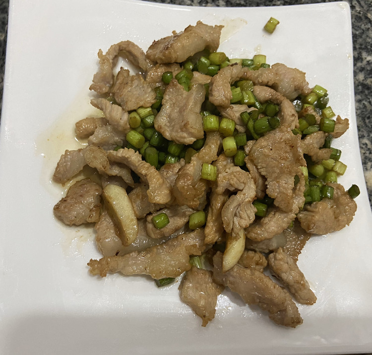 蒜苔炒肉的做法