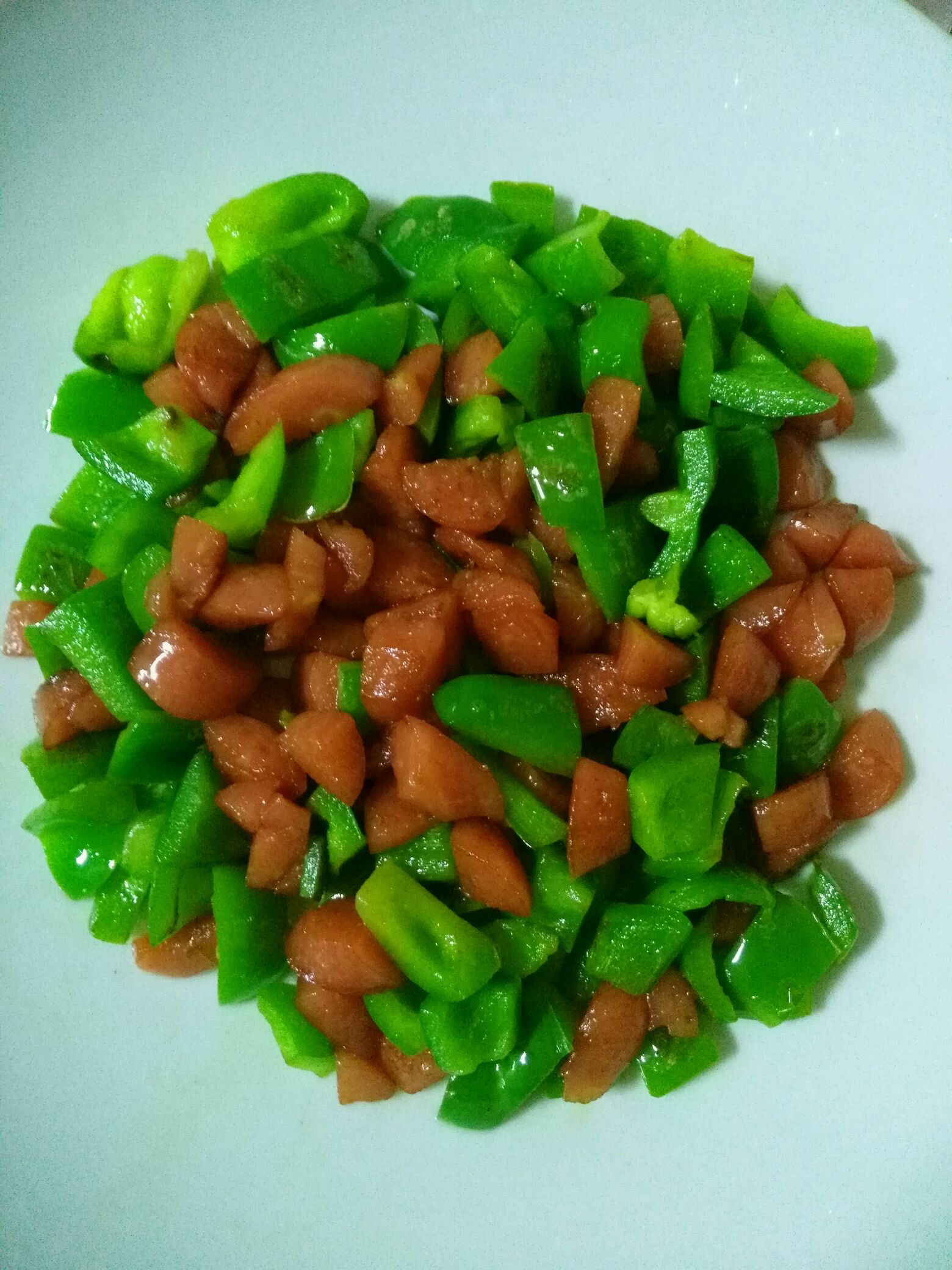 Stir fried ham with green pepper