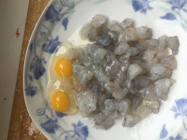 胡萝卜虾饼的做法图解3