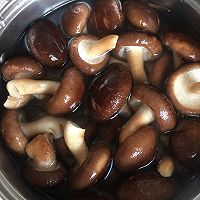 脆香菇的做法图解1