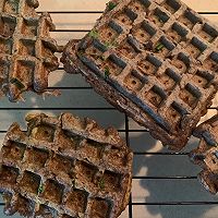 #2021创意料理组——创意“食”光#芝麻香葱鸡蛋黑麦华夫的做法图解7