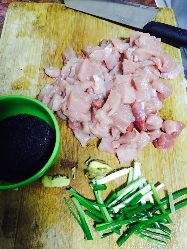 黑芝麻肉松的做法图解2