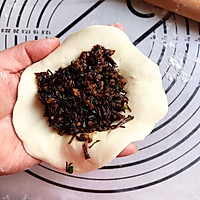 秒杀外面店里的梅干菜烧饼的做法图解15