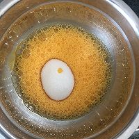 红丝绒杯子蛋糕的做法图解2