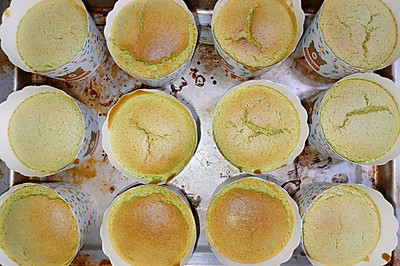 无油菠菜纸杯蛋糕——宝宝食谱