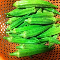 大虾炒秋葵的做法图解1