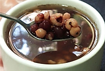 红豆薏米芡实粥的做法
