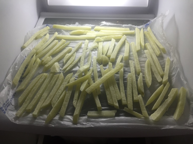 炸薯条~超级好吃的做法图解5