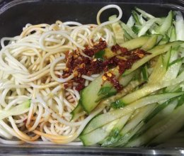 川味凉面的做法