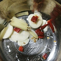 芹菜肉丝的做法图解3