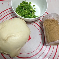 芝士香葱肉松吐司-松下面包机食谱的做法图解7