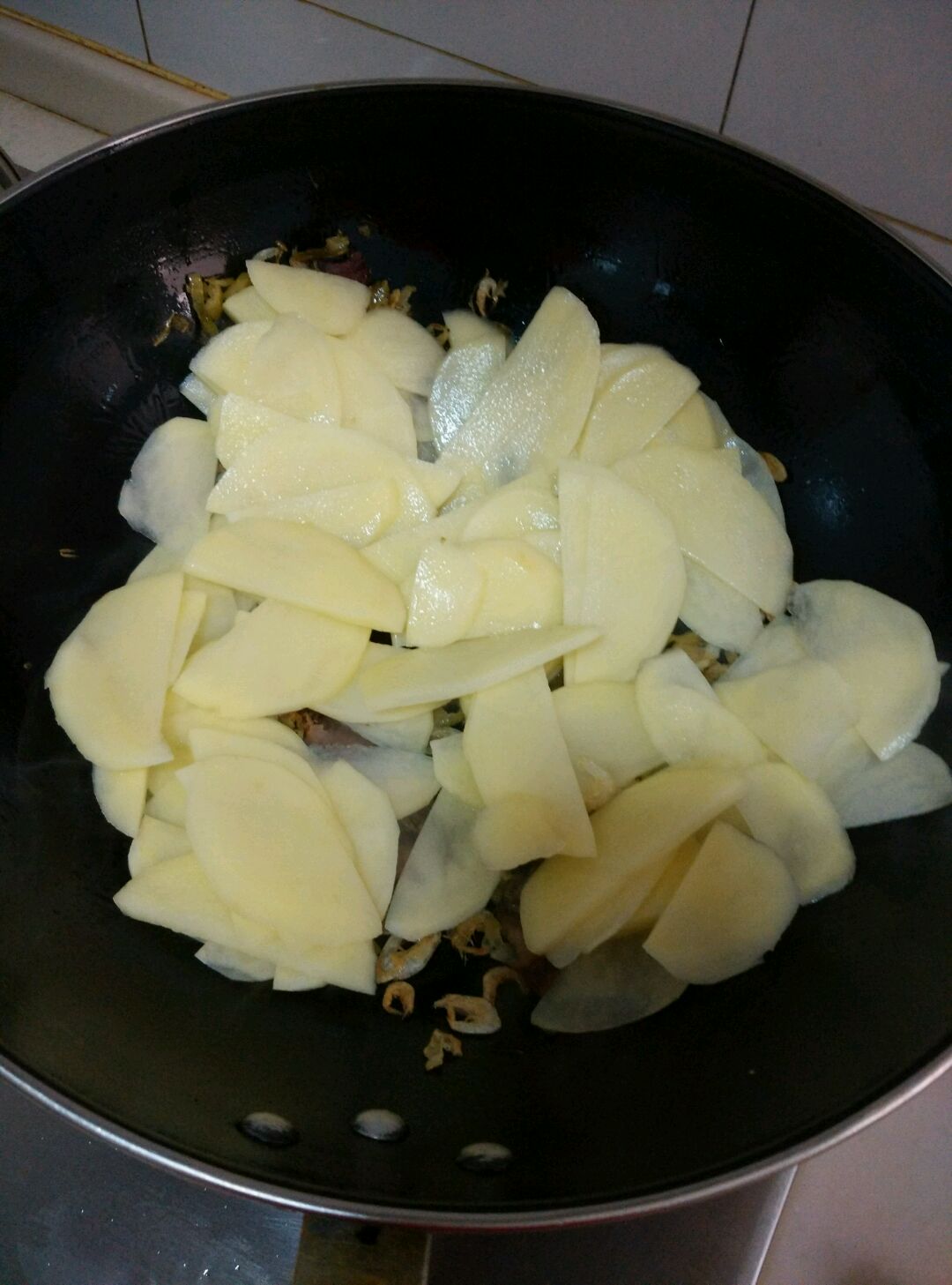 洋葱炒土豆片怎么做_洋葱炒土豆片的做法_豆果美食