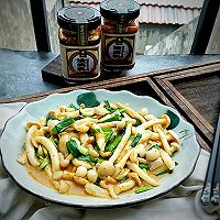#今天吃什么#美味鸡枞油腐乳白玉菇的做法图解16