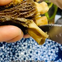 #我的2024年夜饭#羊肚菌瘦肉粥万事兴龙也要万事粥全的做法图解3