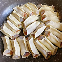 虾仁锅贴的做法图解5