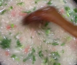 蛋白虾米粥的做法