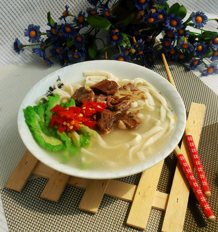 明天初七吃面条的日子，简单切面自家做吧的做法