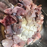 小炒牛蛙的做法图解2