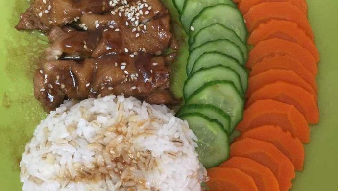照烧鸡腿饭