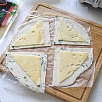 脆脆香香，手抓饼也能做热狗的做法图解4
