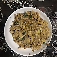 海鲜菇炒鸡蛋的做法图解8