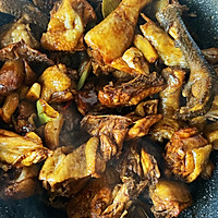 小鸡炖蘑菇的做法图解4