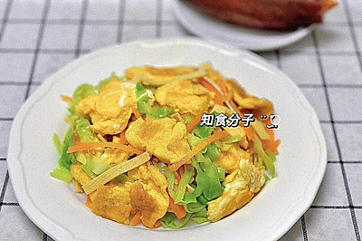 包菜红萝卜炒鸡蛋