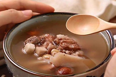 茯苓淮山薏米祛湿汤