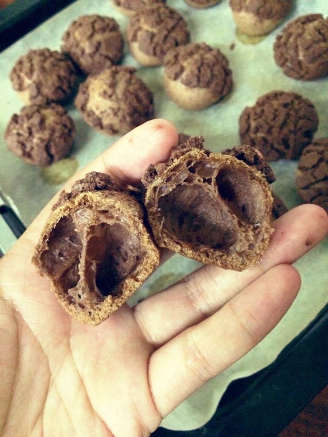 可可酥皮泡芙的做法图解8