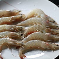 kerabu seafood (凯拉海鲜）的做法图解1