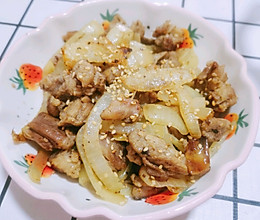【一人食】洋葱炒羊肉简单快手美味的做法