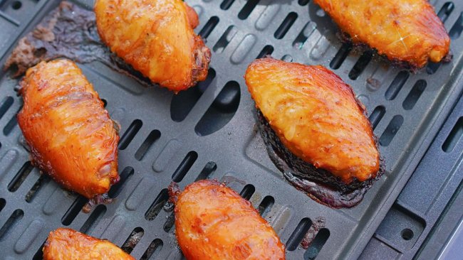 自制奥尔良口味的炸鸡翅做法超简单的做法