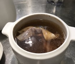 隔水炖老火牛腩汤的做法