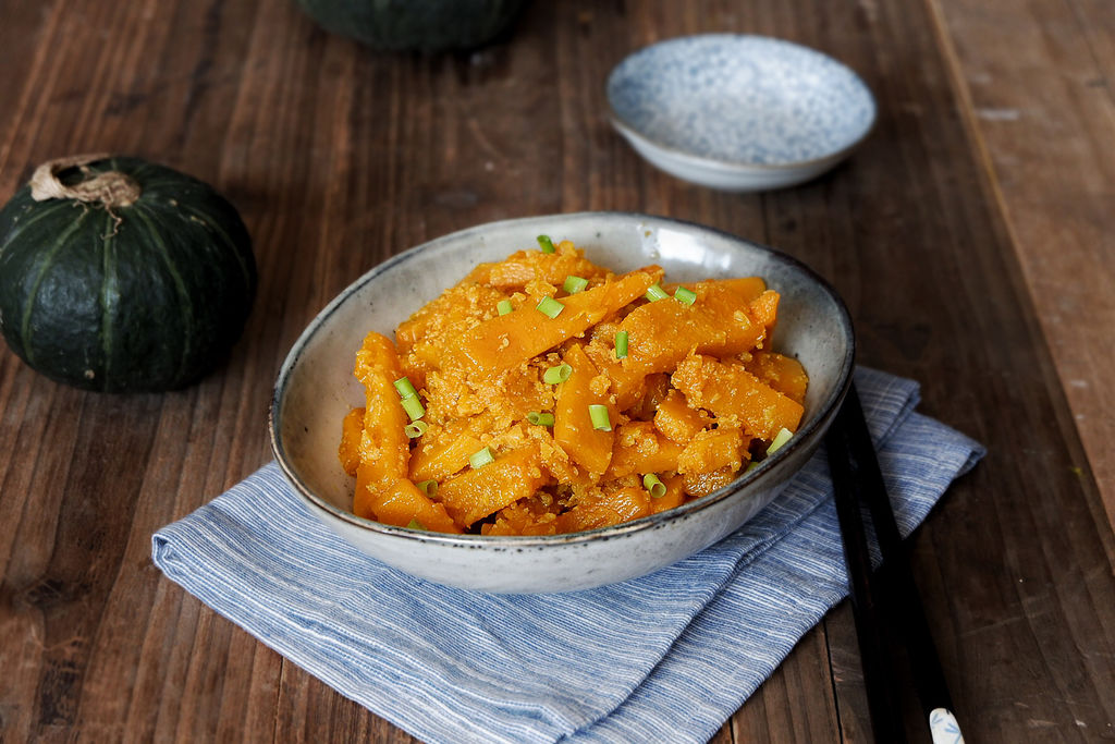 Baked pumpkin with egg yolk (not fried)