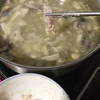 菌菇豆腐肉片汤的做法图解7