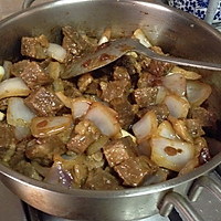 石锅黄豆酱烧牛肉的做法图解8