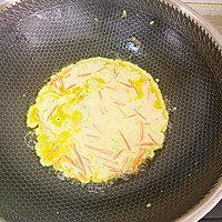 葫芦丝胡萝卜鸡蛋饼（无需饼铛）的做法图解3