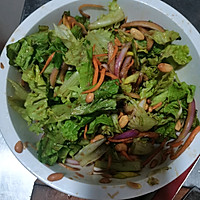 生菜花生米的做法图解3