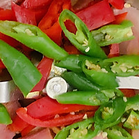 辣椒炒咸肉的做法图解8