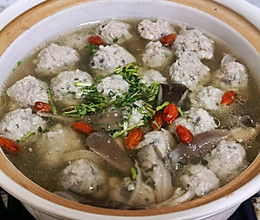 锦娘制——蘑菇丸子汤的做法