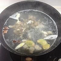 清汤牛肉炖萝卜的做法图解2