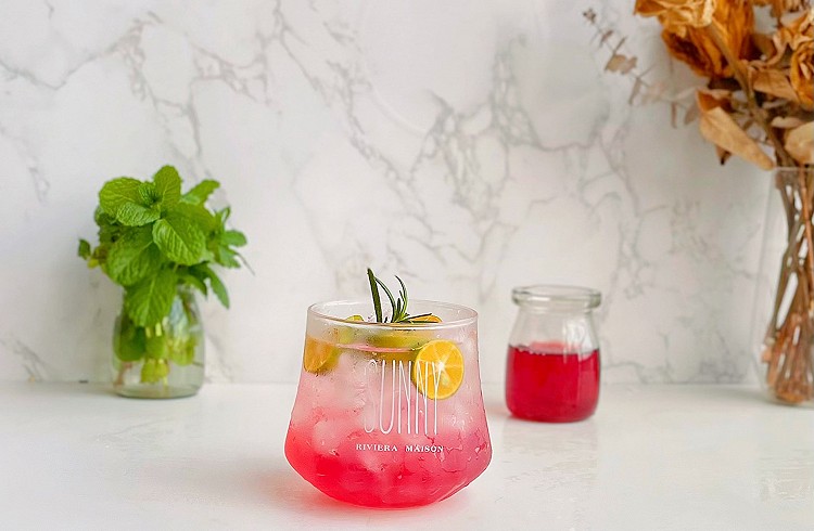 青桔啵啵蔓越莓饮的做法