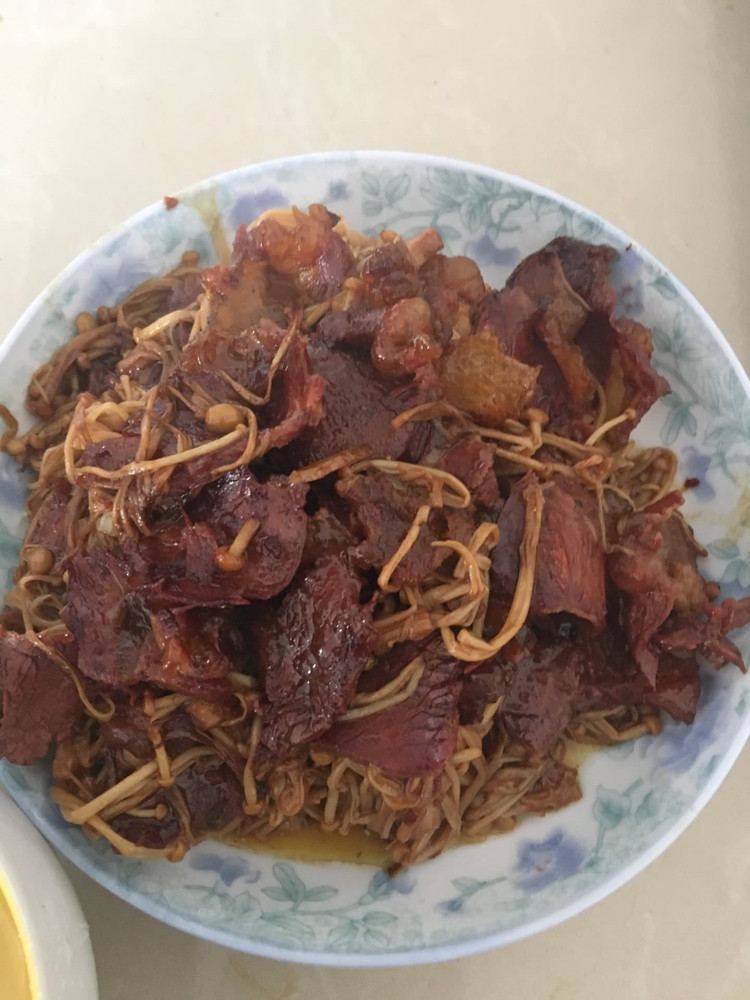 牛肉金针菇的做法
