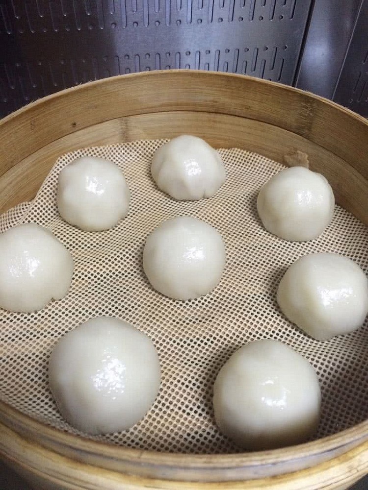 糯米团子(花生馅、蛋黄肉松馅)的做法