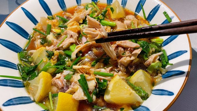 柠檬凉拌鸡腿肉