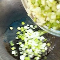 平菇炒肉的做法图解5