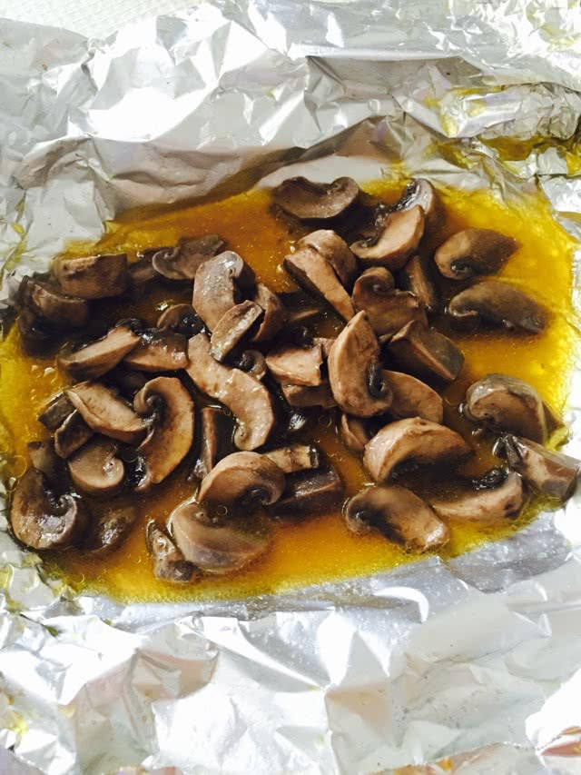 黄油焗蘑菇的做法