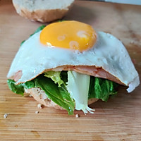 #我们约饭吧#快手早餐鸡蛋培根三明治的做法图解10