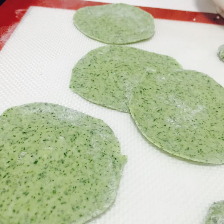 翡翠三鲜饺的做法图解12